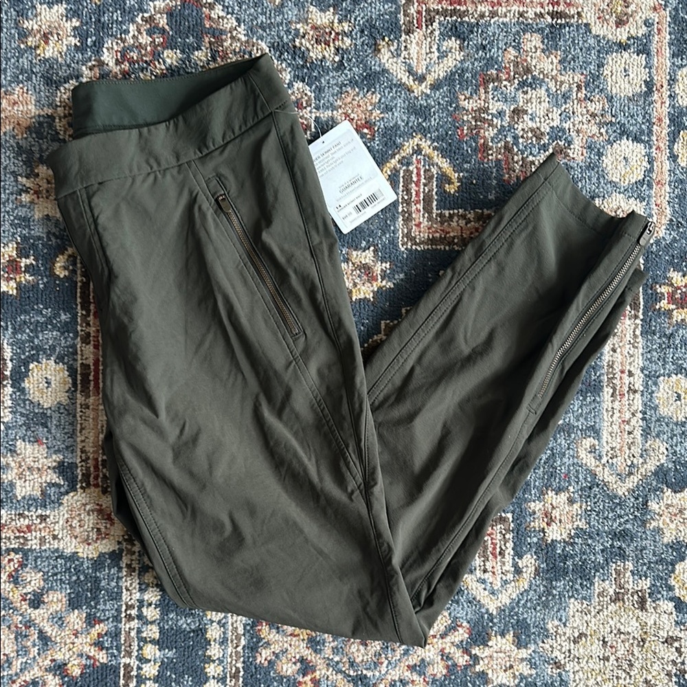 Athleta Wander Skinny Pant - green - size 14 NWT